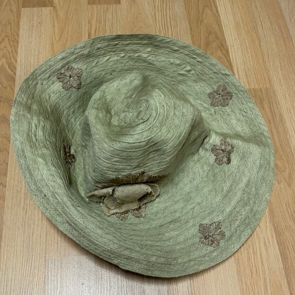 Green Hat